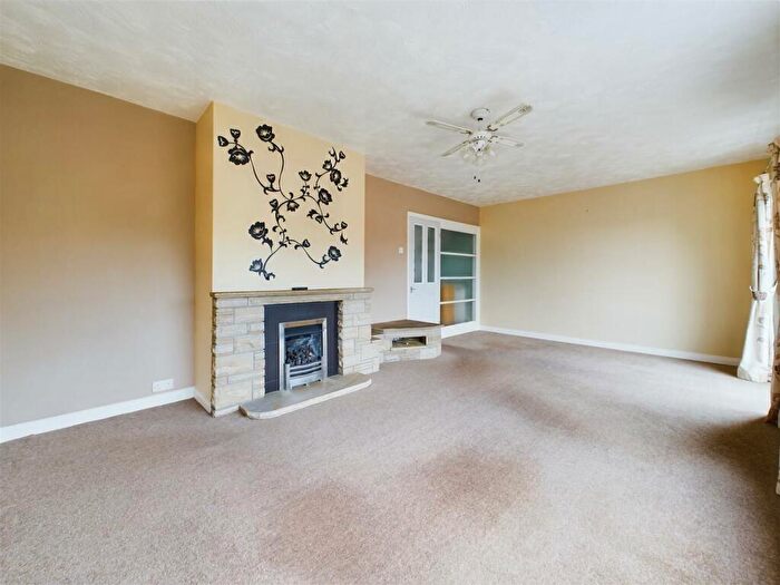 3 Bedroom Terraced House For Sale In Consett Road, Consett, DH8