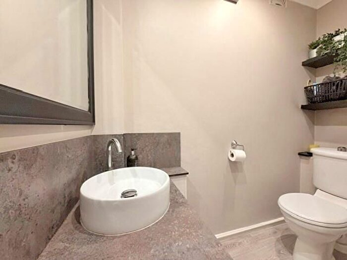 4 Bedroom Detached House For Sale In Bowers Road, Milehouse, Plymouth, PL2