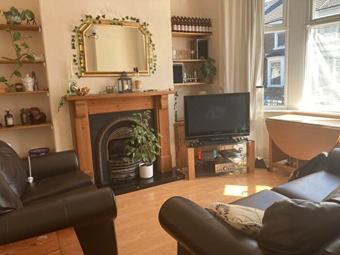 5 Bedroom House To Rent In Arran Street, Roath, Cardiff, CF24