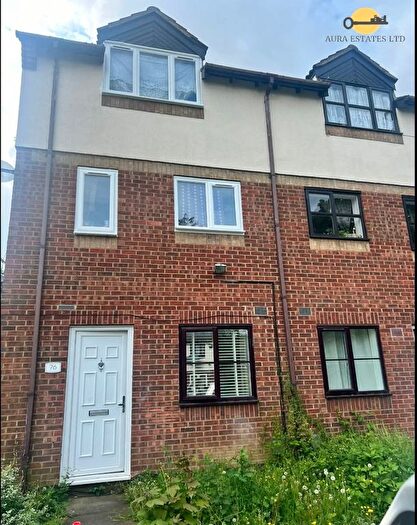 1 Bedroom Flat To Rent In The Ridings, Luton, LU3