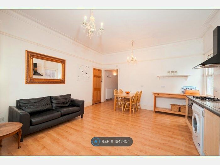 1 Bedroom Flat To Rent In Auckland Road, London, SE19