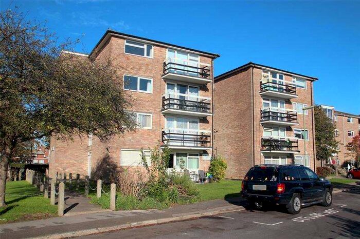 2 Bedroom Apartment To Rent In Chidham Close, Havant, PO9