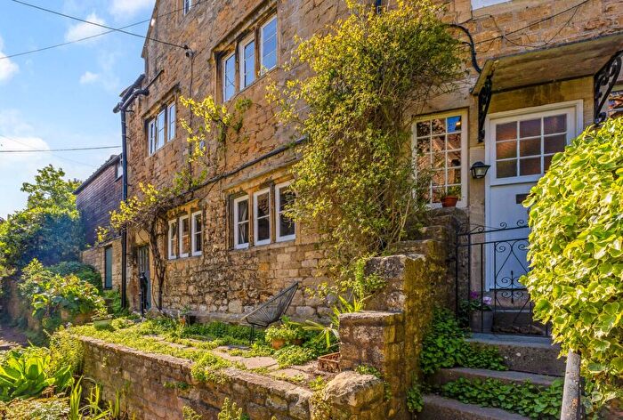 4 Bedroom Detached House For Sale In Newtown, Bradford-On-Avon, BA15