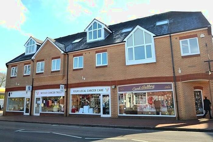 2 Bedroom Flat To Rent In Chandlers Ford, SO53