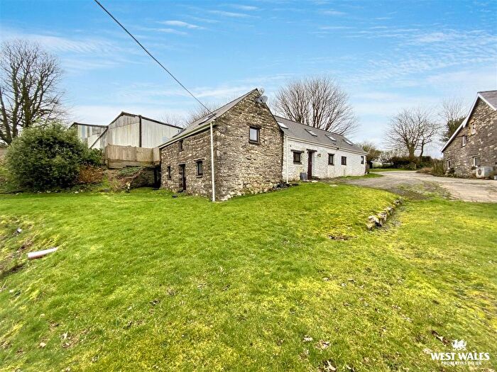 3 Bedroom Barn Conversion For Sale In Llanycefn, Clynderwen, SA66