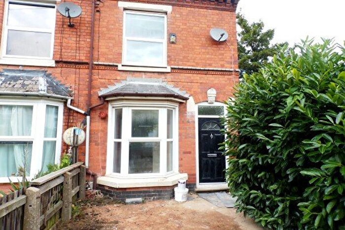 5 Bedroom Cottage To Rent In Hubert Road, B29