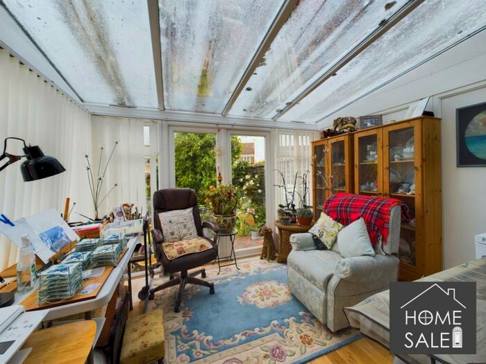2 Bedroom Bungalow For Sale In Parsons Road, Irchester, NN29
