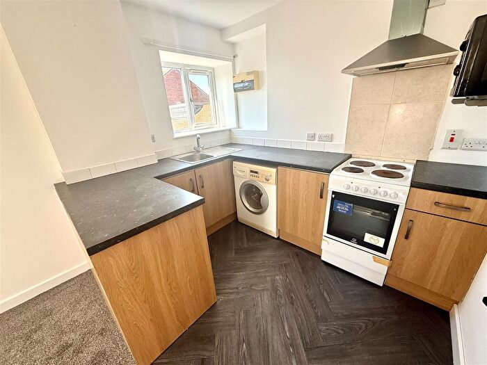 1 Bedroom Flat To Rent In Owston Road, Carcroft, Doncaster, DN6