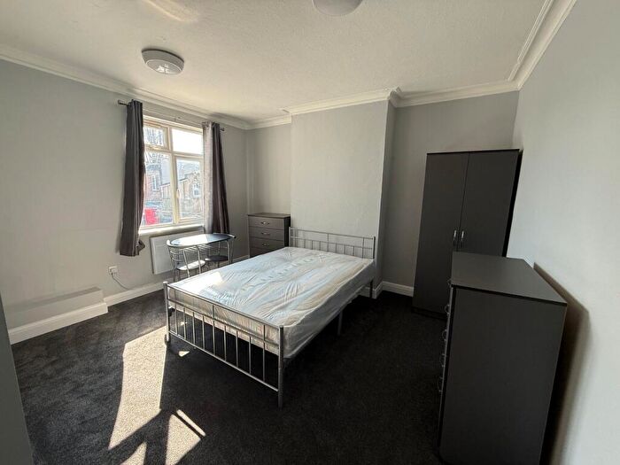 1 Bedroom Property To Rent In East Lane, North Wembley, HA0