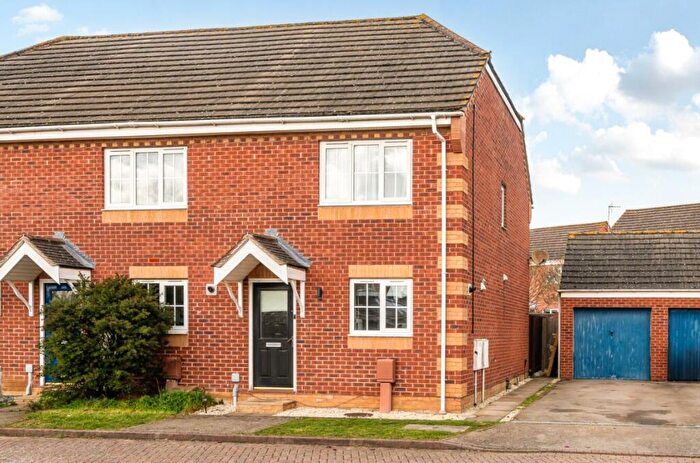 2 Bedroom End Of Terrace House For Sale In Brabazon Close, Shortstown, Bedford, MK42