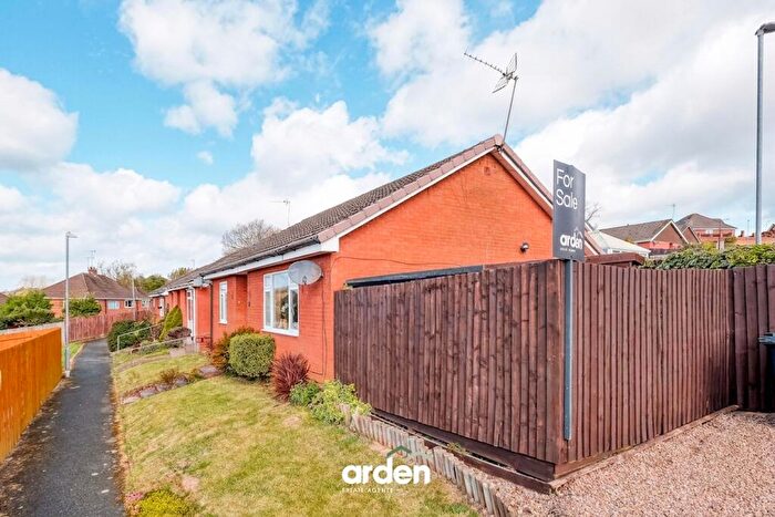 2 Bedroom Detached House For Sale In Forest View, Redditch, B97