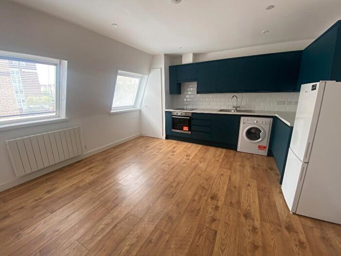 1 Bedroom Flat To Rent In St. Leonards Road, Eastbourne, East Sussex, BN21