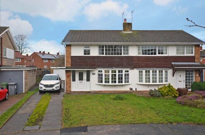 3 Bedroom Semi-Detached House To Rent In Tedder Road, York, YO24