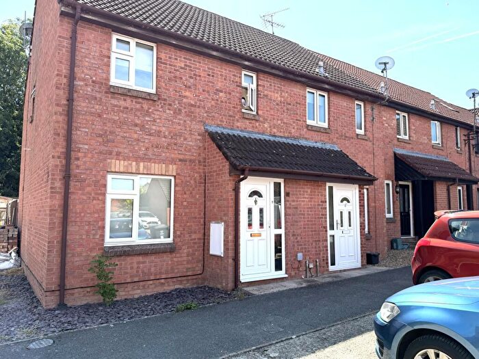2 Bedroom Terraced House For Sale In Juliana Close, Swindon, Wiltshire, SN5
