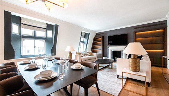 3 Bedroom Property To Rent In Duke Street, London, W1K