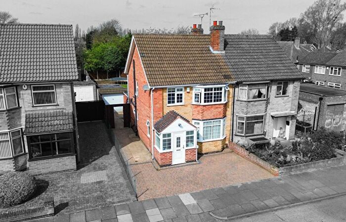 3 Bedroom Semi Detached House For Sale In Lamborne Road, West Knighton, Leicester, LE2
