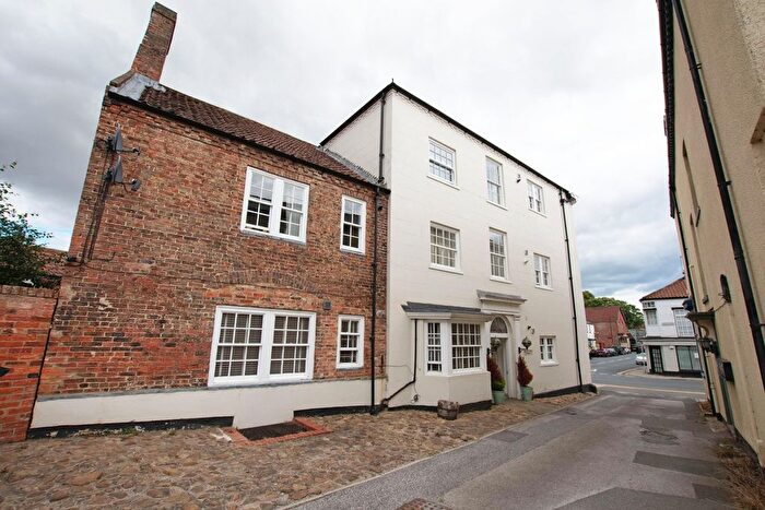 1 Bedroom Flat For Sale In Horsefair, Boroughbridge, York, YO51