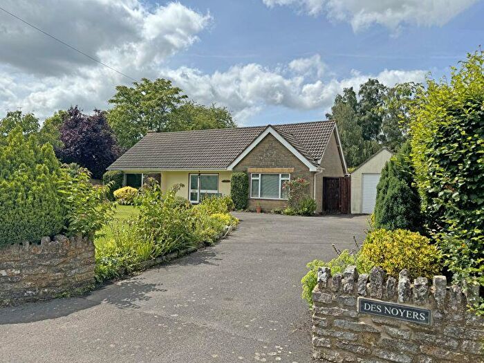 2 Bedroom Bungalow For Sale In Sutton Montis, BA22