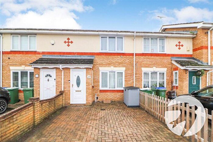 2 Bedroom Terraced House For Sale In Sandpiper Drive, Erith, DA8