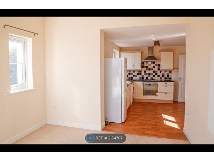 1 Bedroom Flat To Rent In Singleton, Ashford, TN23