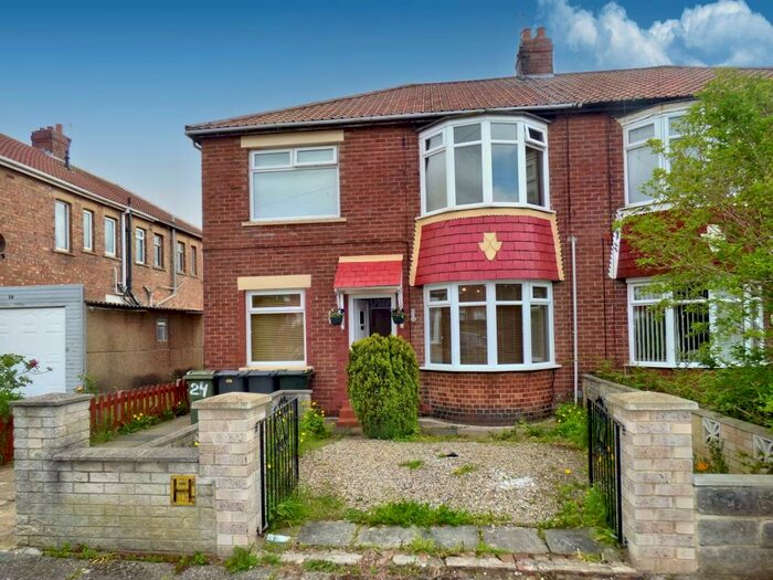 2 Bedroom Ground Flat To Rent In St. Julien Gardens, Howdon, Wallsend, Tyne And Wear, NE28