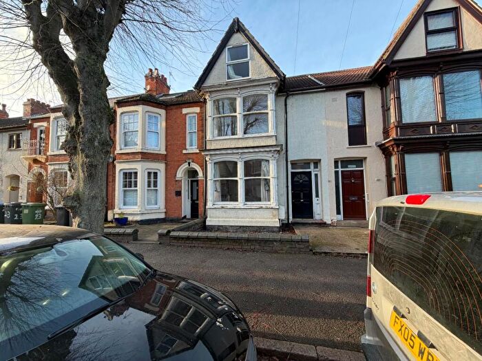4 Bedroom Terraced House For Sale In Park Road, Rugby, CV21