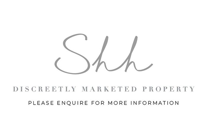 5 Bedroom Detached House For Sale In Springdale Road Corfe Mullen, Dorset, BH21