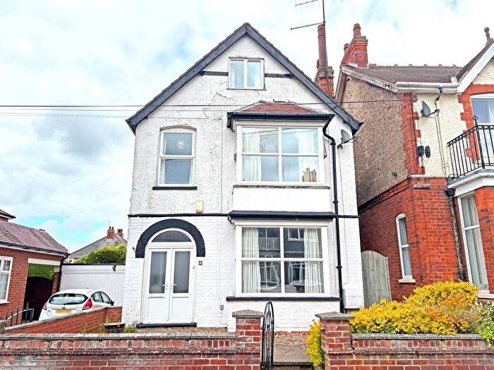 5 Bedroom Detached House For Sale In Derby Avenue, Skegness, PE25
