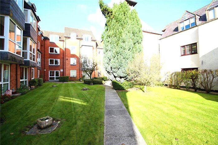 1 Bedroom Apartment For Sale In Ashcroft Gardens, Cirencester, Gloucestershire, GL7