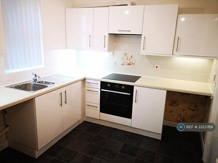 2 Bedroom Maisonette To Rent In Heysham Road, Morecambe, LA3