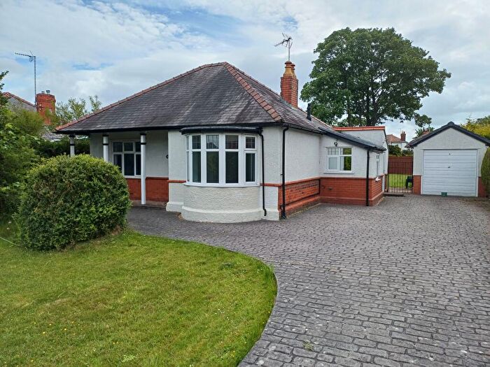 2 Bedroom Detached Bungalow To Rent In Chester Road, Wrexham, Wrexham, LL11