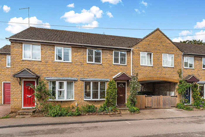 3 Bedroom Terraced House For Sale In Queen Street, Middleton Cheney, OX17