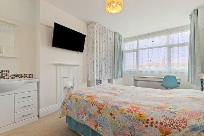 5 Bedroom Detached House For Sale In Victoria Road, Bognor Regis, West Sussex, PO21