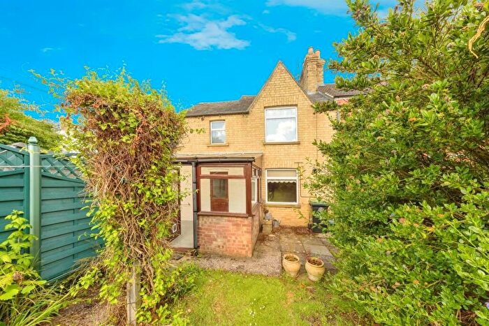 2 Bedroom Property To Rent In Bassett Place, Oundle, Peterborough, PE8