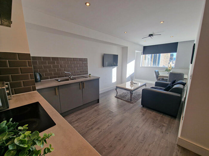 1 Bedroom Apartment To Rent In Empire House, - Piccadilly, Bradford, West Yorkshire, BD1