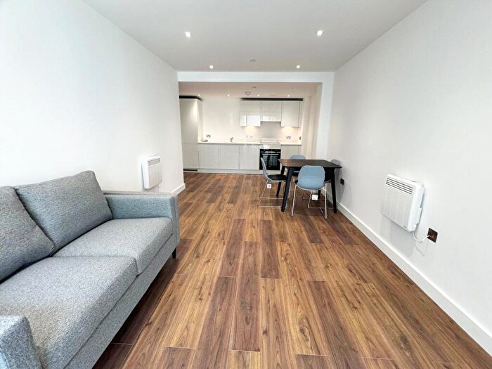 2 Bedroom Apartment To Rent In The Grand Exchange, Market Street, Bracknell, Berkshire, RG12