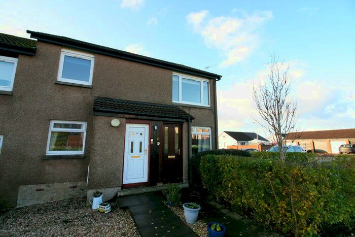 2 Bedroom Flat To Rent In South Avenue, Carluke, ML8