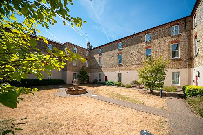 2 Bedroom Flat For Sale In Mallard Road, Leavesden Court Mallard Road, WD5