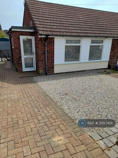 2 Bedroom Bungalow To Rent In Dales Road, Ipswich, IP1