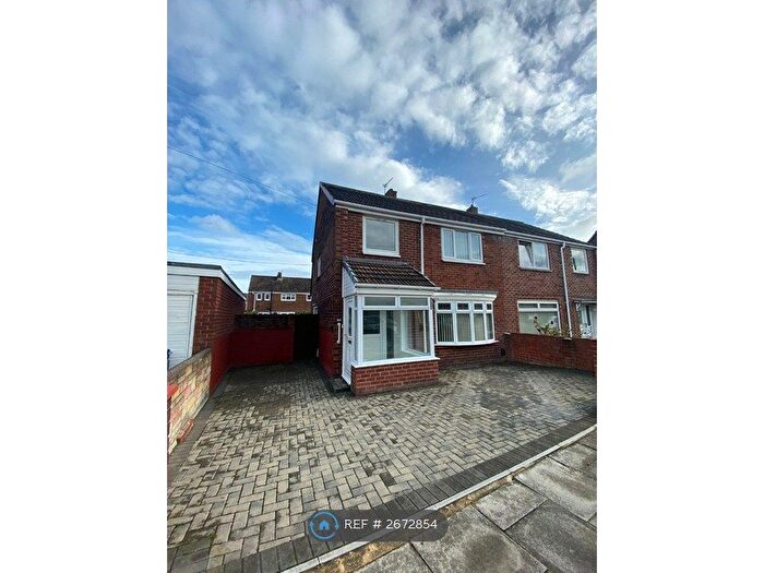 3 Bedroom Semi Detached House To Rent In Gainsborough Avenue, South Shields, NE34