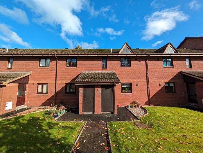 2 Bedroom Flat For Sale In Kirkpatrick Court, Dumfries, DG2