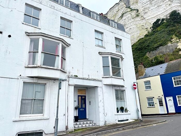 1 Bedroom Flat To Rent In East Cliff, Dover, Kent, CT16