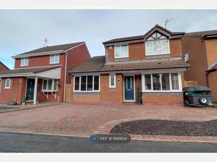 4 Bedroom Detached House To Rent In Canberra Drive, Stafford, ST16