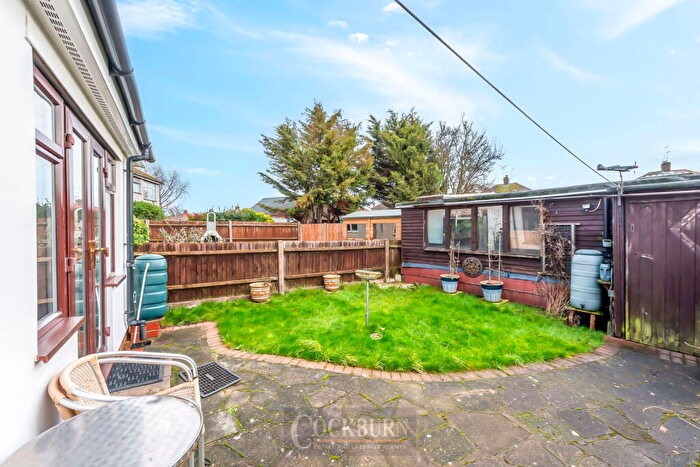 2 Bedroom Semi-Detached House For Sale In Monmouth Close, Welling, DA16