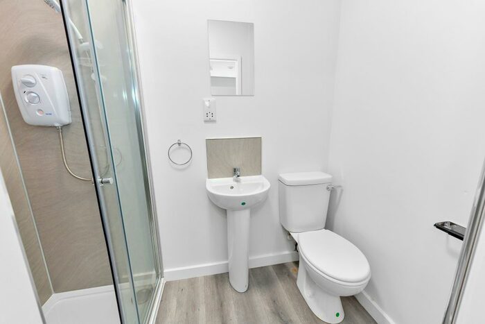 Studio To Rent In Long Row, Nottingham, NG1