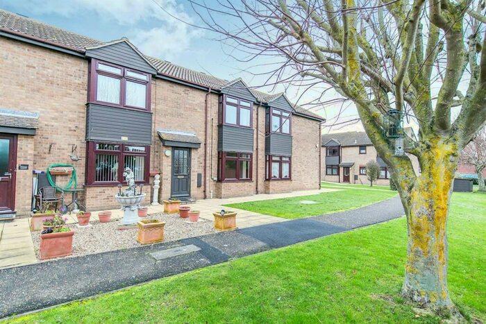 1 Bedroom Retirement Property To Rent In Oakhaven, Gravel Hill Way, Dovercourt, Harwich, CO12