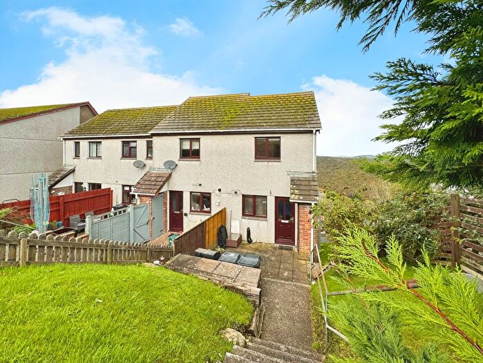 2 Bedroom Maisonette For Sale In Tregarrick, Looe, Cornwall, PL13