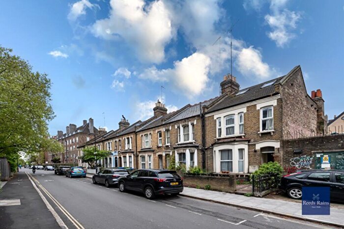 4 Bedroom End Of Terrace House For Sale In Brandon Street, London, SE17