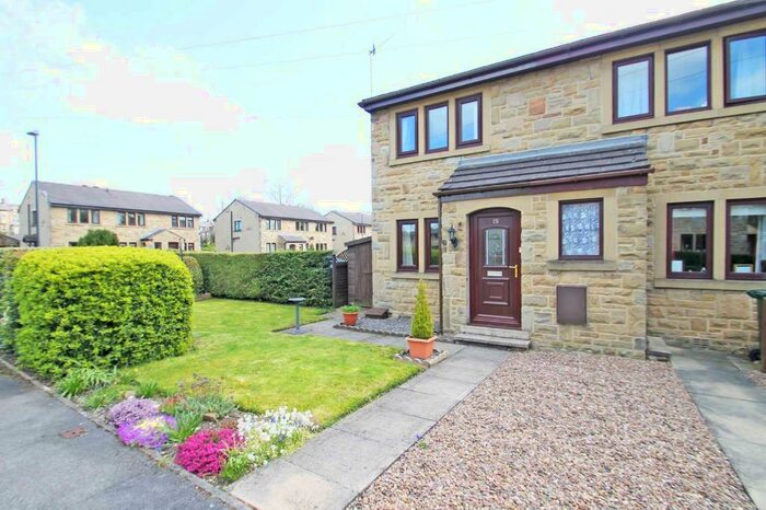 2 Bedroom Semi-Detached House To Rent In The Close, Skipton, BD23
