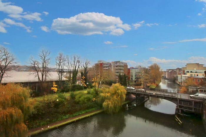 2 Bedroom Apartment To Rent In New Half Moon Yard, King Street, Norwich, NR1